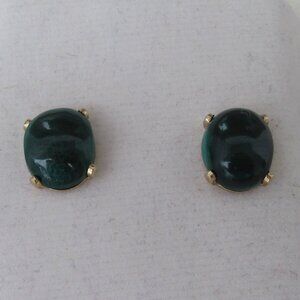 Estate 14K Yellow Gold and 9mm natural Jade Stud Earrings 2.27 Grams